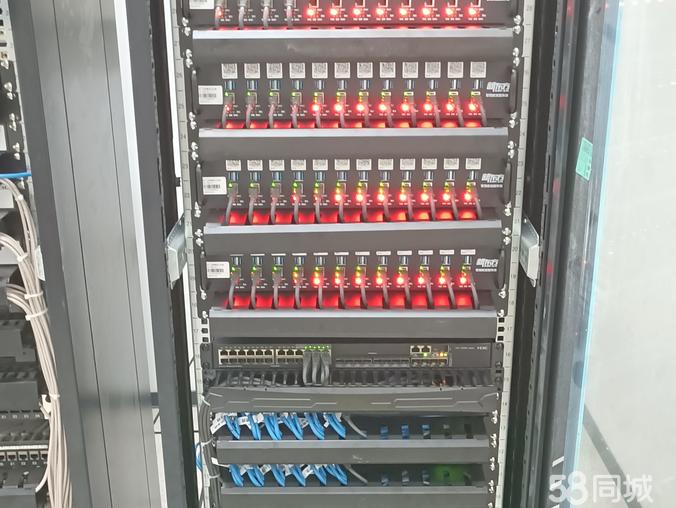 長沙專業(yè)安防監(jiān)控、綜合布線、網(wǎng)絡(luò)維護(hù)、弱電工程、系統(tǒng)集成與辦公網(wǎng)絡(luò)搭建一站式解決方案